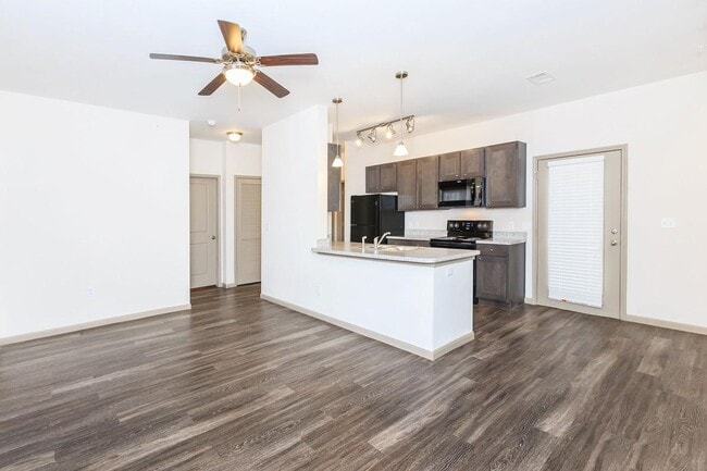 property at 8501 Casa Verde Rd