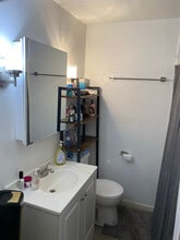 2085 Cedar St in Holt, MI - Building Photo - Building Photo
