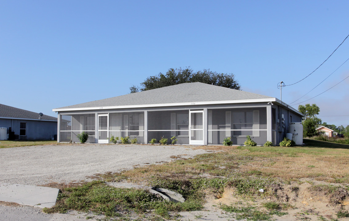 1136-1138 S Hightower Ave in Lehigh Acres, FL - Building Photo