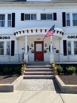 29 Locust St, Unit B in Everett, MA - Building Photo