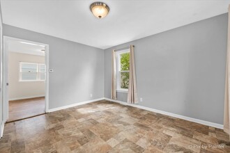 429 W Ottawa St in Sycamore, IL - Building Photo - Building Photo