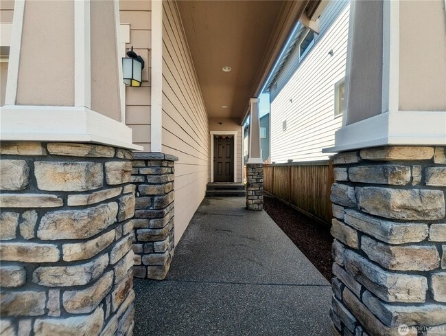 2016 171st St SW in Lynnwood, WA - Building Photo - Building Photo