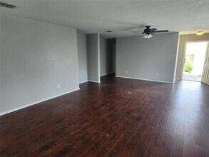 5525 Parkview Hills Ln in Fort Worth, TX - Building Photo - Building Photo