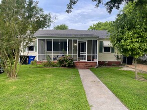 100 Hodges Manor Rd in Portsmouth, VA - Building Photo - Building Photo