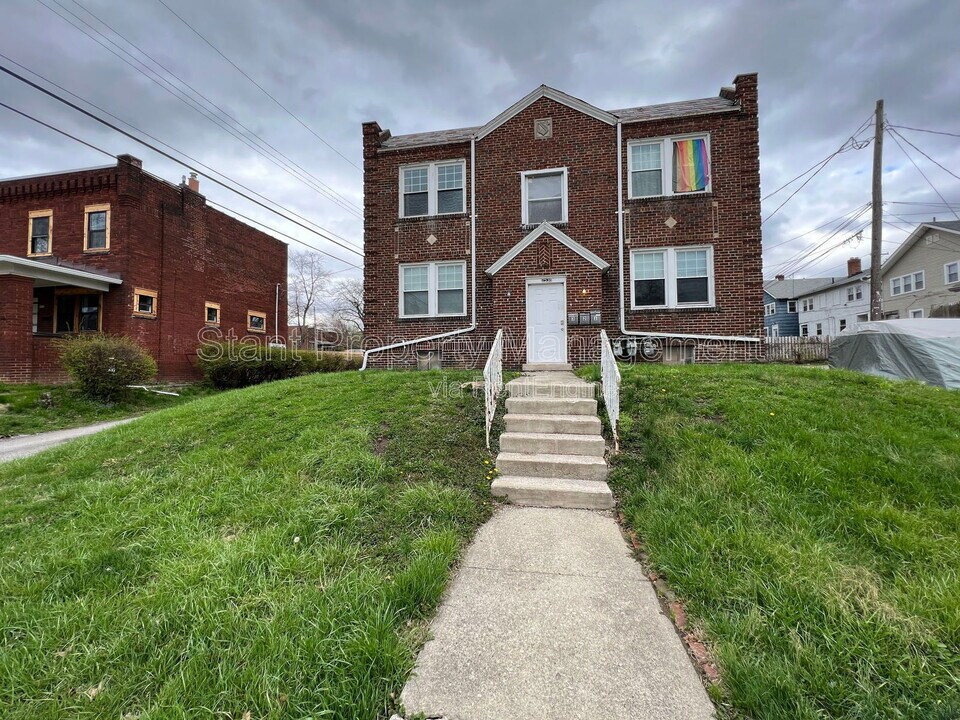 2536 Adams Ave in Columbus, OH - Building Photo