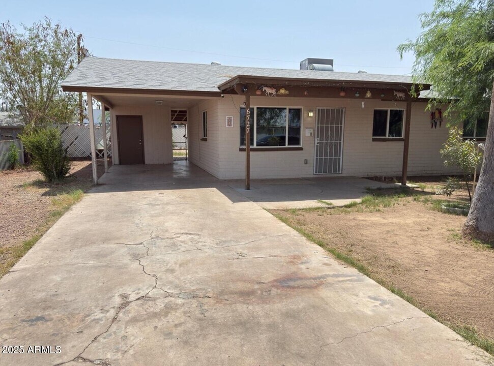 6727 N 53rd Ave in Glendale, AZ - Building Photo