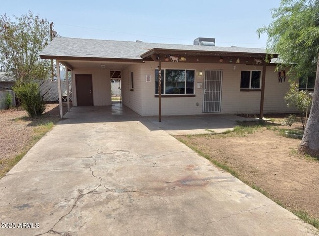 property at 6727 N 53rd Ave