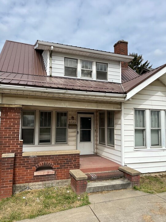 2723 Sunset Blvd-Unit -2723 Sunset 1A in Steubenville, OH - Building Photo