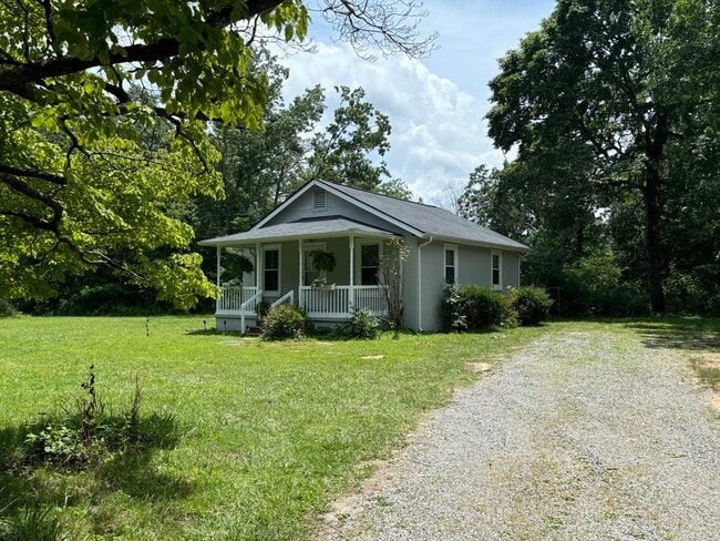 property at 2606 Corral Rd