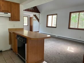 2141 Rosemont Dr in Tobyhanna, PA - Building Photo - Building Photo