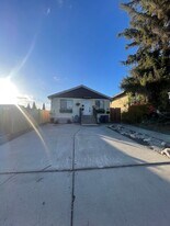 6319-6321 N Stevens St in Spokane, WA - Building Photo