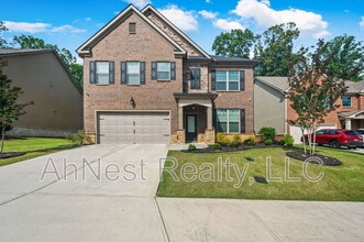 3012 Hawthorn Farm Blvd in Loganville, GA - Building Photo - Building Photo