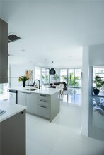1150 101st St in Bay Harbor Islands, FL - Foto de edificio - Building Photo