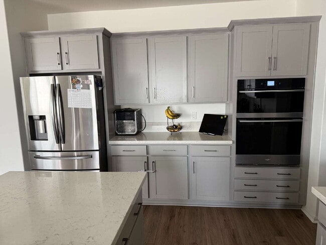 5197 Amaryllis St in Hemet, CA - Building Photo - Building Photo