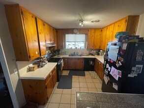 1116 Pinecrest Dr in Tallahassee, FL - Building Photo - Building Photo