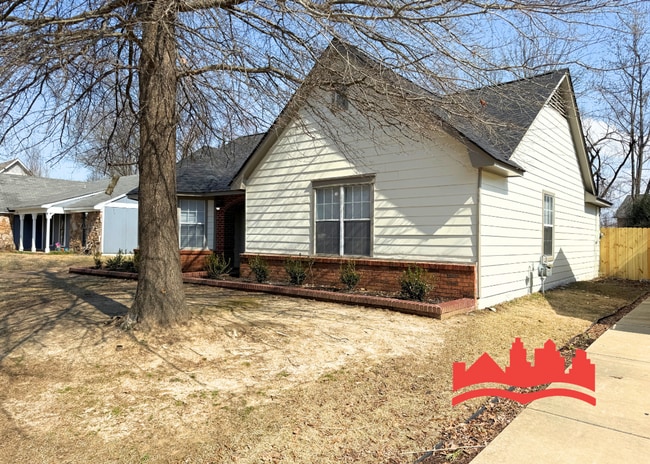 5950 Beauvoir Dr in Millington, TN - Building Photo - Building Photo