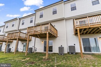 7533 Golden Halls Ter in Brandywine, MD - Building Photo - Building Photo