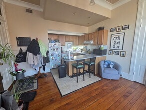 1142 Saint Gregory St, Unit 4 in Cincinnati, OH - Building Photo - Building Photo