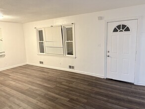 2145 Macon Dr SW in Atlanta, GA - Building Photo - Building Photo