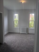 320 E Hickory St, Unit 1 in Mankato, MN - Building Photo - Building Photo