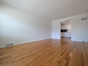 5311 N California Ave in Chicago, IL - Building Photo - Building Photo