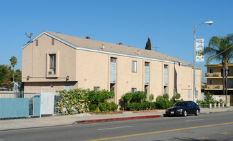 6121 Coldwater Canyon Ave Apartamentos