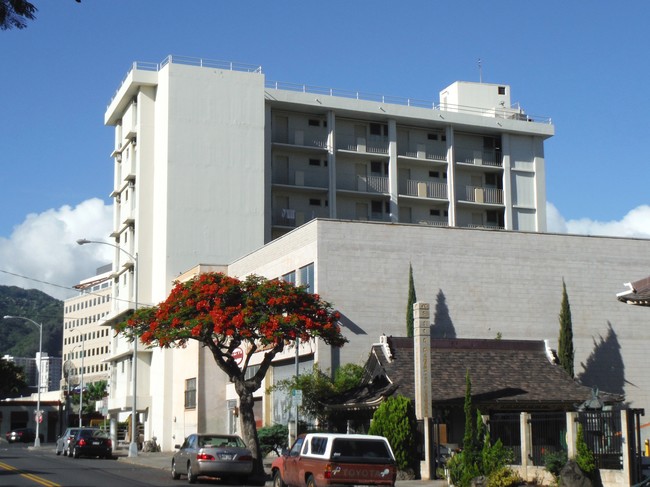 The Banyan Ala Moana in Honolulu, HI - Foto de edificio - Building Photo