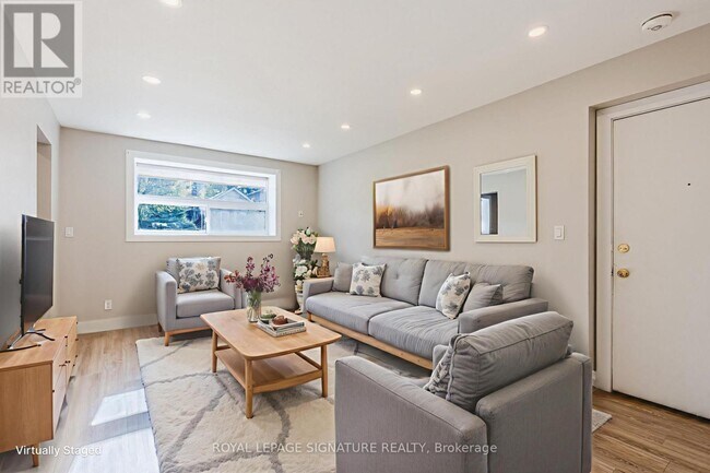 1 Hassard Ave in Toronto, ON - Building Photo - Building Photo