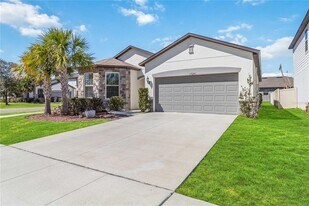 17241 Goldcrest Loop in Clermont, FL - Building Photo