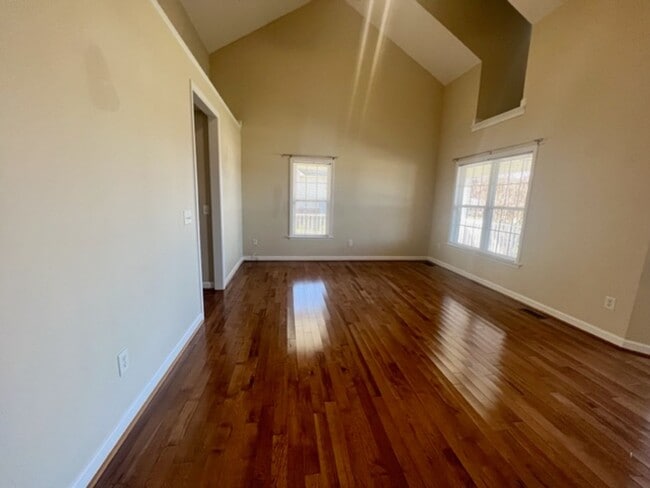 102 Taylor St in Burlington, NC - Building Photo - Building Photo