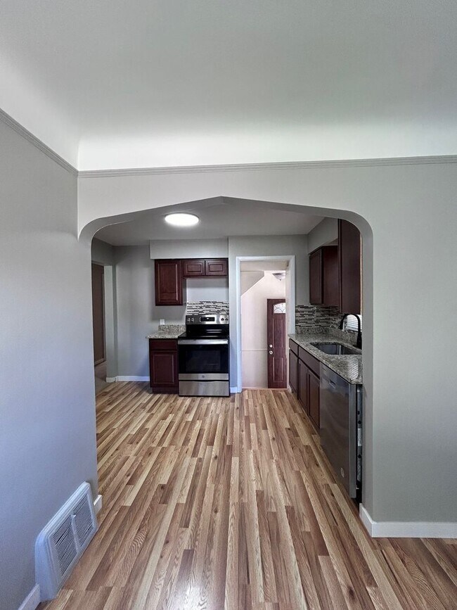 16183 Dale St in Detroit, MI - Foto de edificio - Building Photo