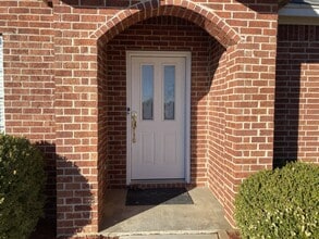 6012 Remington N Cir in Durant, OK - Building Photo - Building Photo