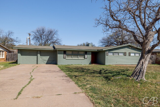property at 3318 Green Acres Rd