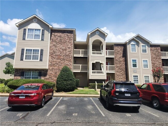 property at 2713 Preston Woods Ln