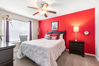 Summit Ridge Apartments in Lewisville, TX - Building Photo - Interior Photo