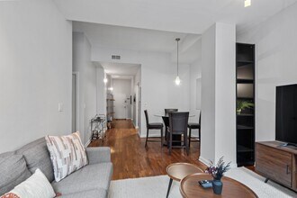 187 Wayne St in Jersey City, NJ - Building Photo - Building Photo