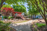 Flats on Maple Street in Atlanta, GA - Building Photo - Building Photo