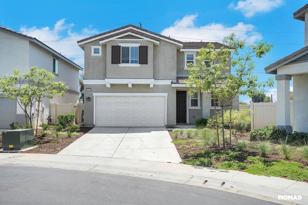 24891 Gulfstream Ln in Moreno Valley, CA - Building Photo