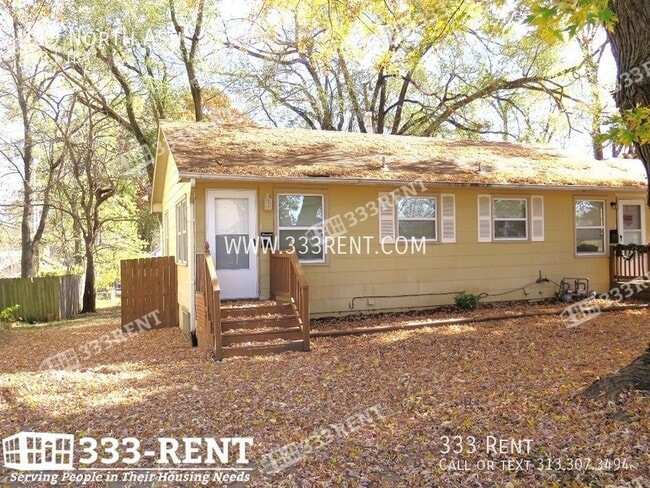 property at 119 N Ash Ave