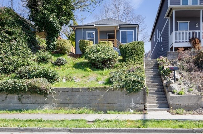 property at 4140 38th Ave S