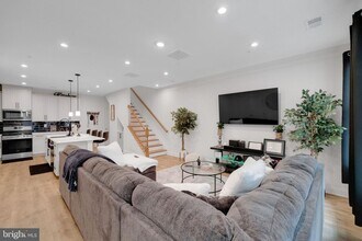 9366 Seney Ln in Owings Mills, MD - Building Photo - Building Photo