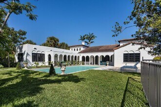 333 Murray Rd in West Palm Beach, FL - Building Photo - Building Photo