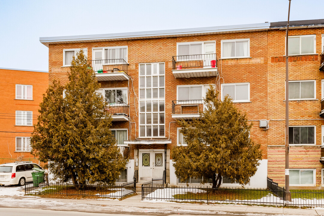 2380 Duff Court St in Lachine, QC - Building Photo