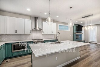 8983 Ramblestone St in Littleton, CO - Building Photo - Building Photo