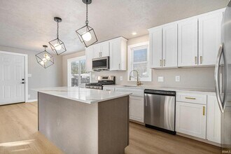 24760 Lancer Dr in South Bend, IN - Building Photo - Building Photo