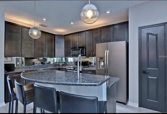 1537 Pleasant Harbour Way in Tampa, FL - Building Photo - Building Photo