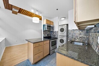 10 Linwood St in Malden, MA - Building Photo - Building Photo