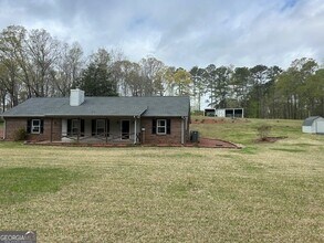 202 Oakridge Trail, Unit 217 in Fayetteville, GA - Building Photo - Building Photo