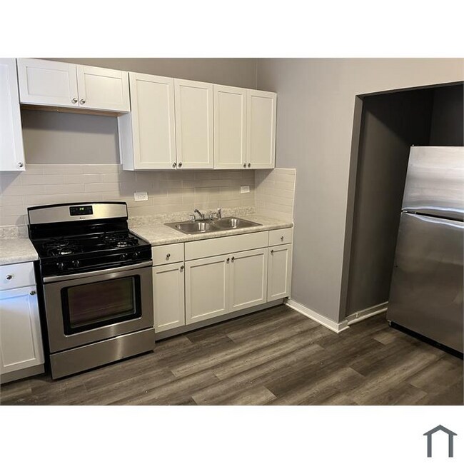 6657 S Minerva Ave in Chicago, IL - Building Photo - Building Photo
