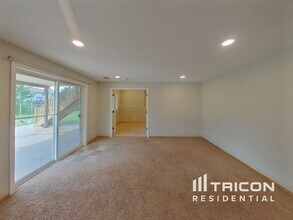 3028 Liberty Trail in Woodbury, MN - Building Photo - Building Photo